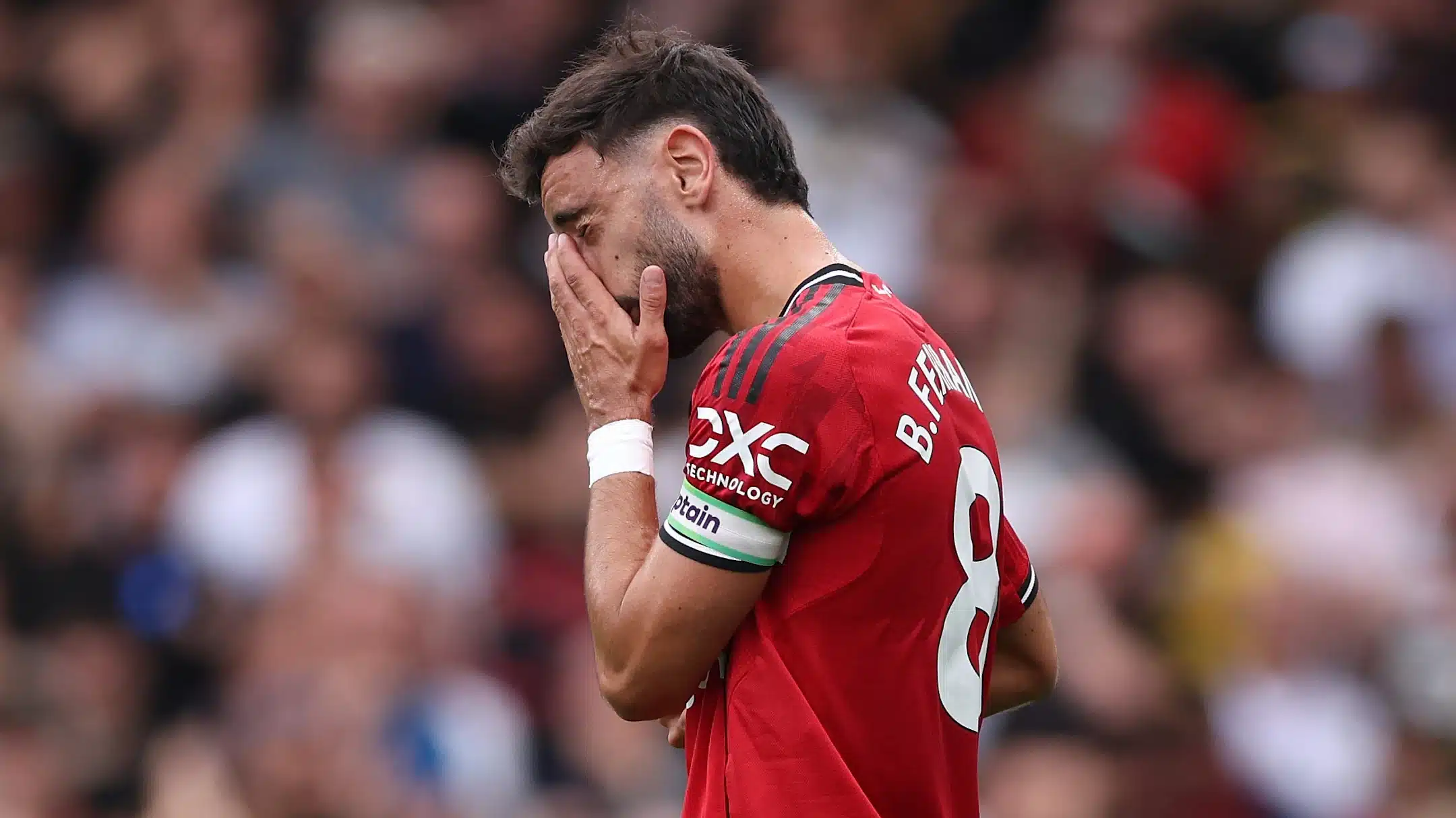 Bruno Fernandes Misses Fifth Premier League Penalty for Manchester United Bruno Fernandes Misses Fifth Premier League Penalty for Manchester United